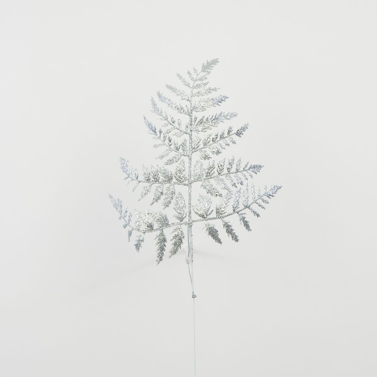 Hopeanvärinen saniainen – tekolehti, kimalle, 36 cm