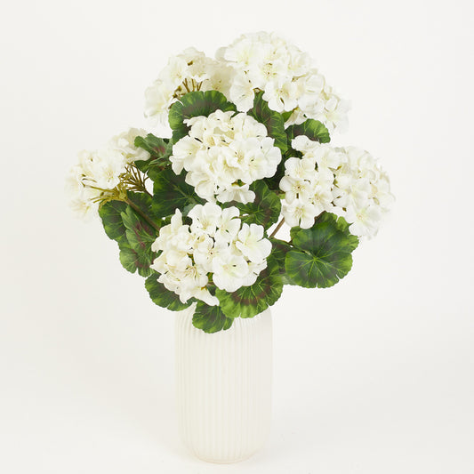 Kermanvärinen pelargoni – tekokukkakimppu, 56 cm