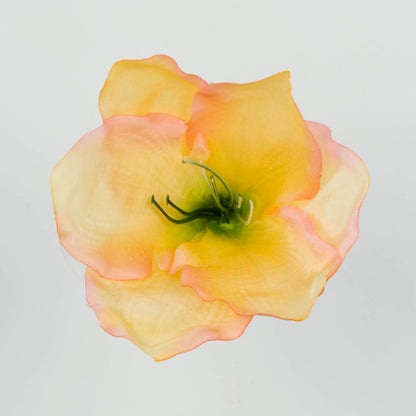 Vaalea/vaaleanpunainen/keltainen amaryllis – tekokukkapää, satiini, 13 cm, 12 kpl